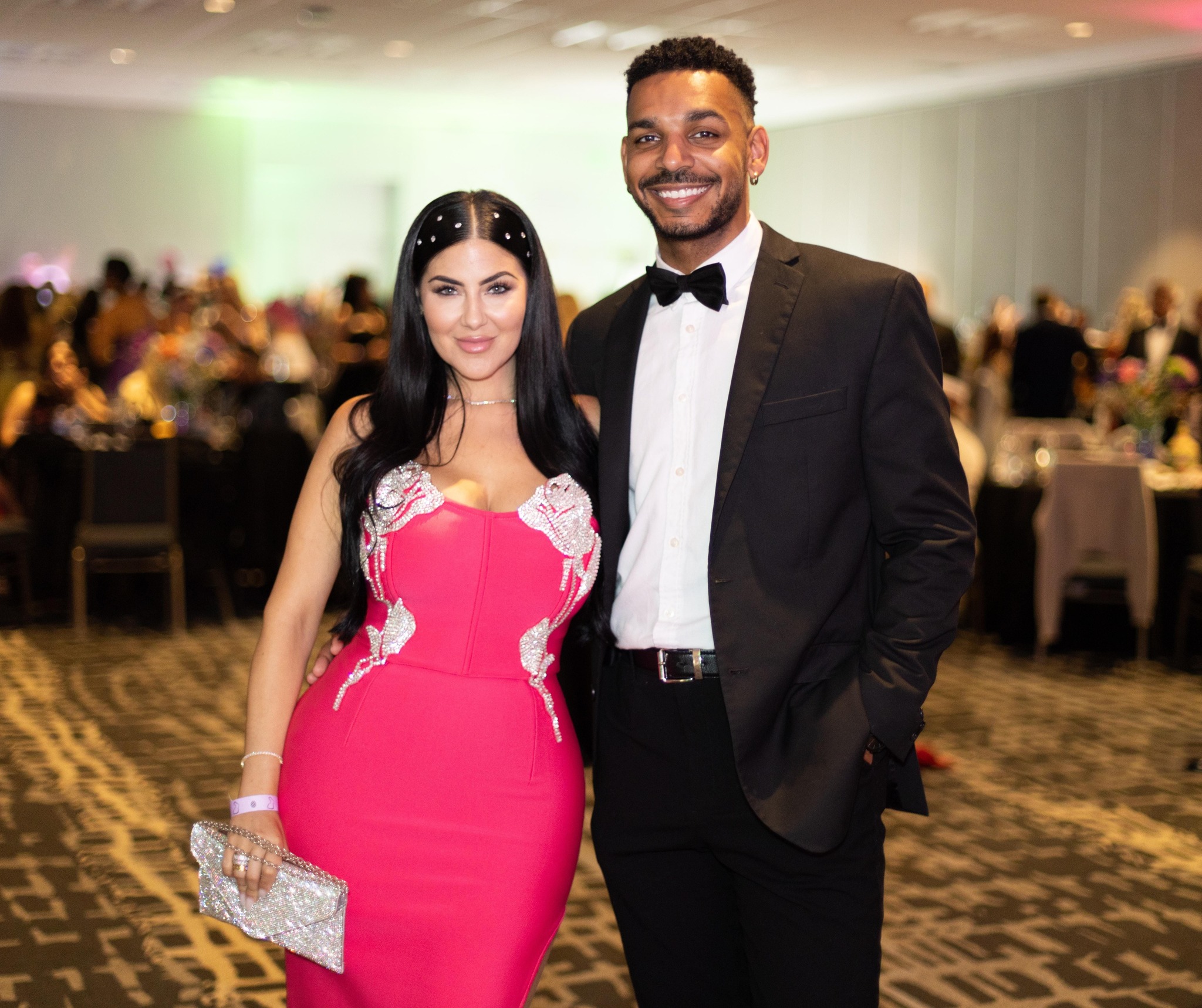 SHOCKING PHOTO-Jamal Menzies is dating a new older woman after breaking up with Veronica Rodriguez